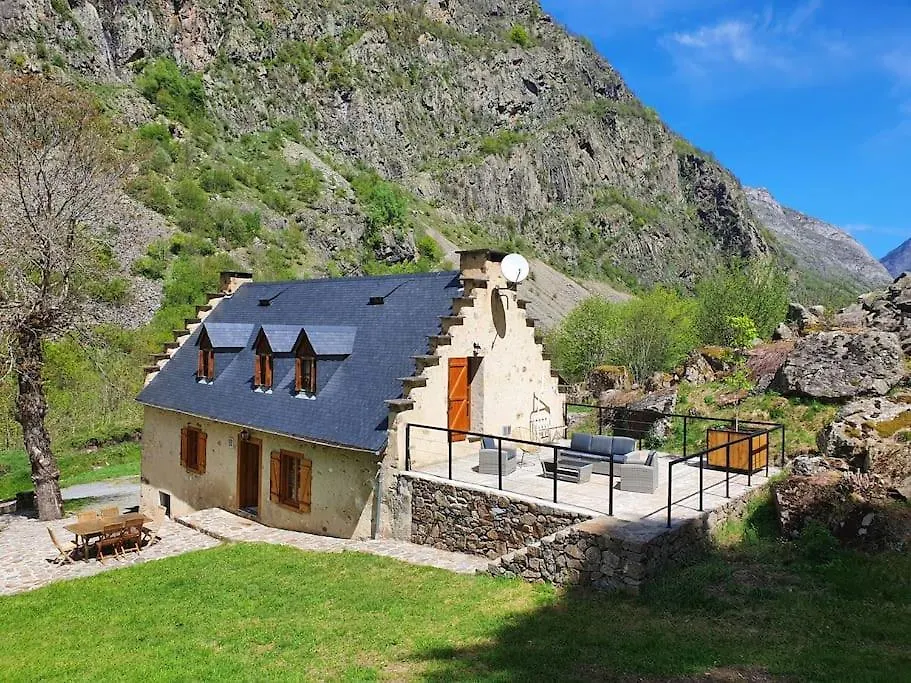 Holiday home Maison Authentique Gavarnie France